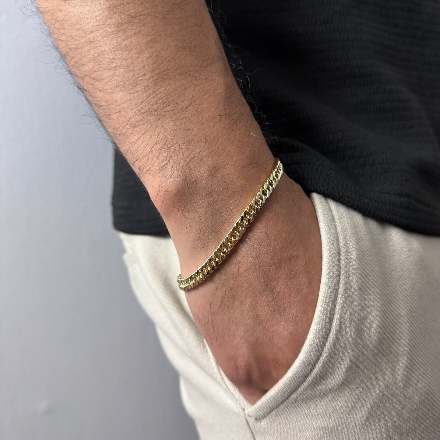 Pulsera Triple Grumet Oro – 6 mm