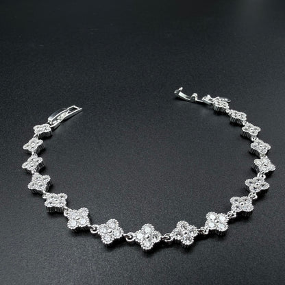 Pulsera Trébol con Circones Plata 925 – 7mm