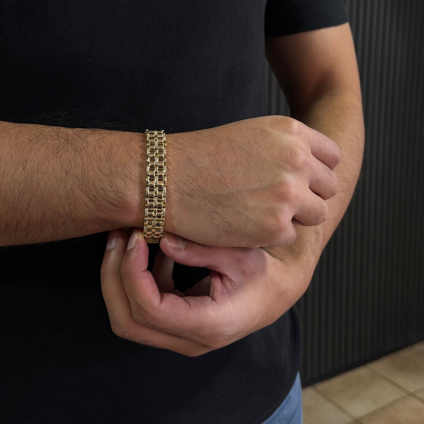 Pulsera Titan Diamond Oro  – 11mm