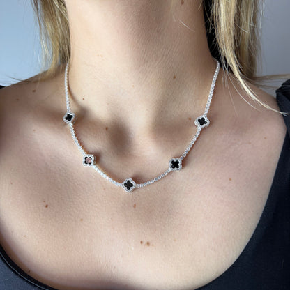 Collar Van Cleef micro circones negros