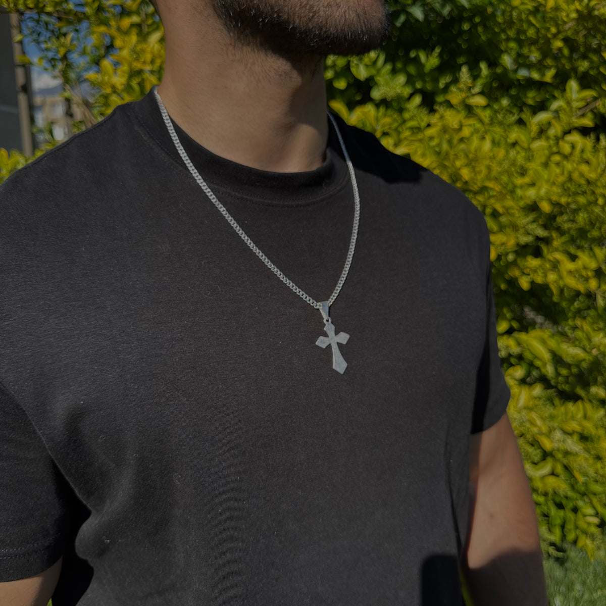 Collar Cruz Clásica Plata 925 - 4mm