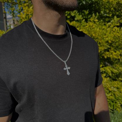 Collar Cruz Clásica Plata 925 - 4mm