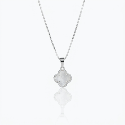 Collar Van Cleef Blanco Clásico Plata 925: trébol blanco perlado con borde de bolitas